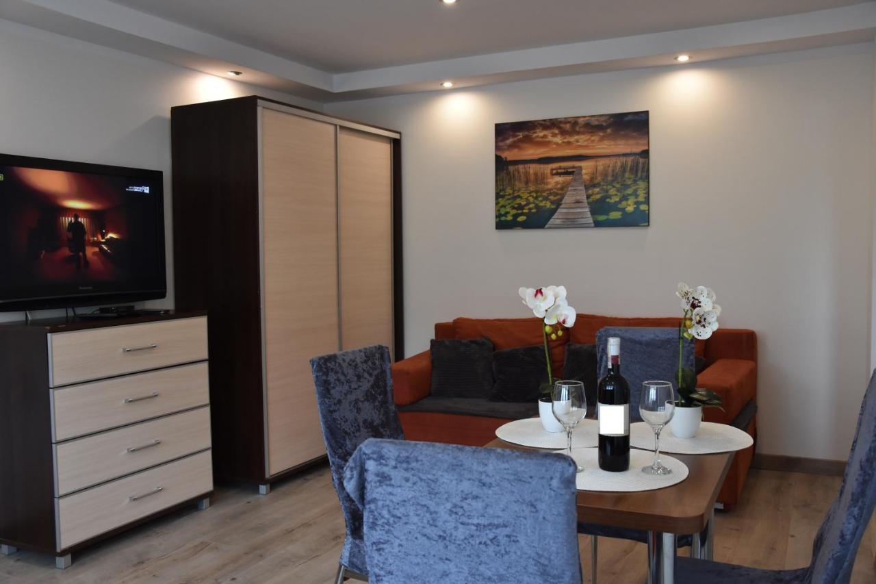 Apartament Centrum - Aleja Swietego Jana Pawla II Колобжег Экстерьер фото